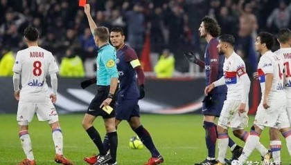  莱切替补建功，终场前绝杀改写比赛走势