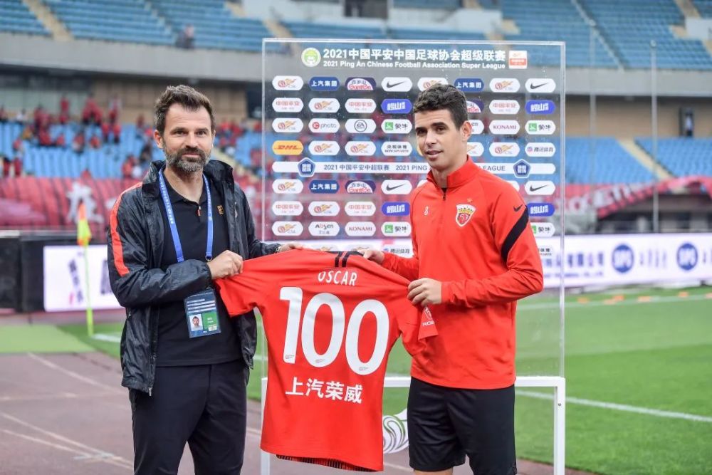  汉诺威96定位球大师，直接任意球世界波破门